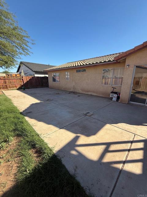 Detail Gallery Image 4 of 21 For 26 W Pheasant St, Heber,  CA 92249 - 3 Beds | 2 Baths