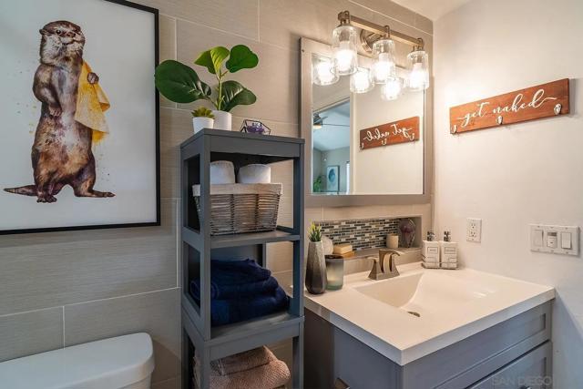 3721 Chamoune, San Diego CA: https://media.crmls.org/mediaz/60450fe7-2e83-4e71-bcbd-2a3e0328b403.jpg
