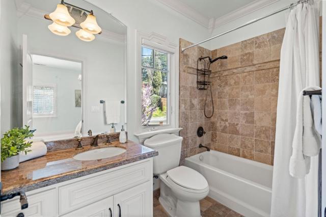 400 Alameda, San Carlos CA: https://media.crmls.org/mediaz/60453469-c15d-4d40-a1d8-aa80cd7656d5.jpg