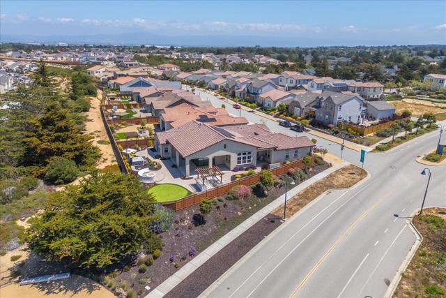 2999 Bluffs Drive, Marina CA: https://media.crmls.org/mediaz/6045c923-e6e9-4ff2-9edb-67833bd21d7d.jpg