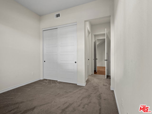 26420 Township Street, Santa Clarita CA: https://media.crmls.org/mediaz/6045ca42-3627-48ea-b6d8-225d9e7606e2.jpg