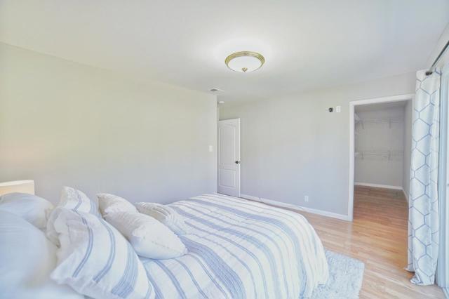 335 Grove Street, Half Moon Bay CA: https://media.crmls.org/mediaz/60464cbb-d32c-4207-bf8f-aff5d56581f0.jpg