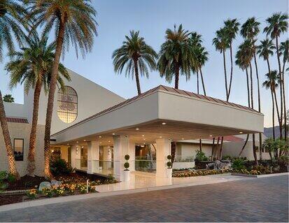 7 Dartmouth Drive, Rancho Mirage CA: https://media.crmls.org/mediaz/60485944-2396-4ff8-97d8-60f4430c7e61.jpg