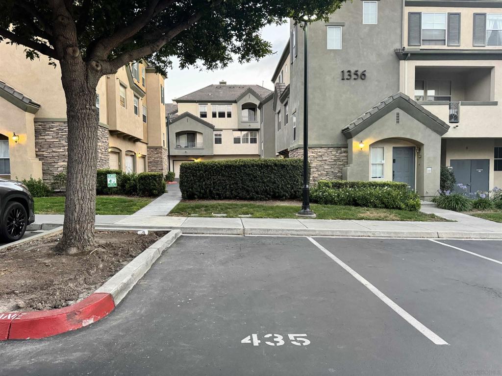 https://media.crmls.org/mediaz/60488186-b464-4b77-9820-47ae6e954034.jpg?preset=X-Large