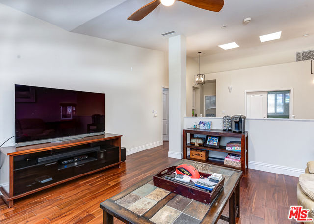 716 Amy Lane, Redondo Beach, California 90278, 5 Bedrooms Bedrooms, ,5 BathroomsBathrooms,Residential,Sold,Amy,25616341