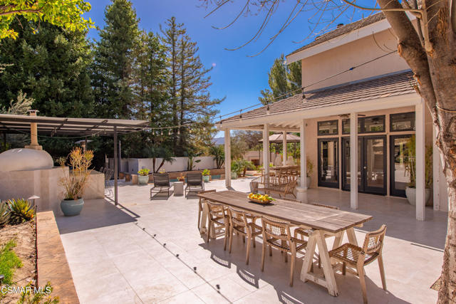 6144 1/4 Chesebro Road, Agoura Hills CA: https://media.crmls.org/mediaz/604a5f83-e71d-4795-b614-09471aaac08c.jpg