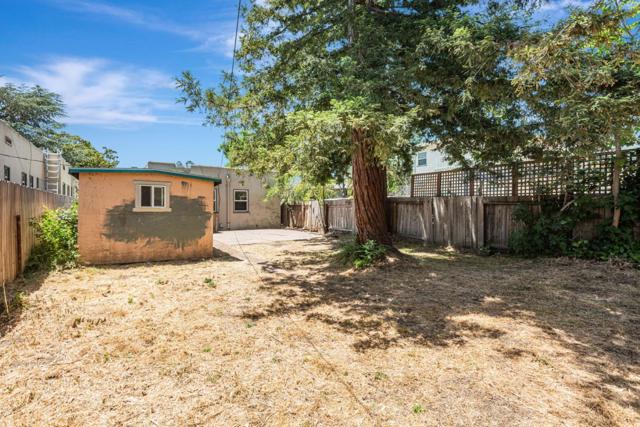 141 Clinton Street, Redwood City CA: https://media.crmls.org/mediaz/604adb5d-6971-48fe-88de-d38ee0743734.jpg