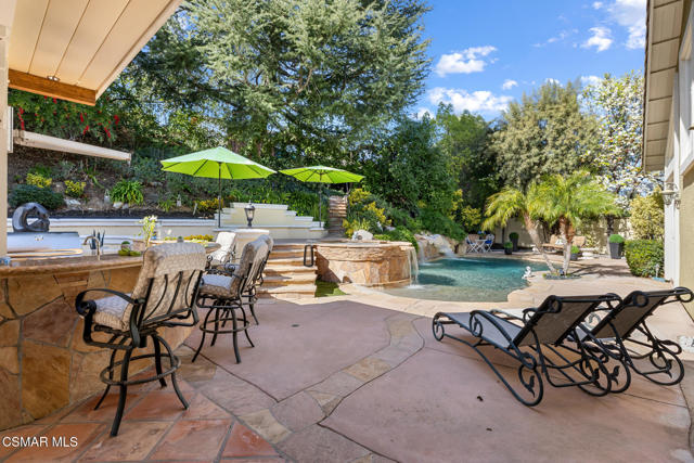 24587 Lola Lane, Newhall CA: https://media.crmls.org/mediaz/604b5ff5-c09c-46c6-b428-415d9b908a6b.jpg