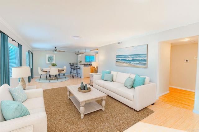 Detail Gallery Image 8 of 24 For 940 Calla Ave #15,  Imperial Beach,  CA 91932 - 4 Beds | 2 Baths