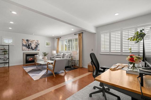 2834 Welk Cmn, Fremont CA: https://media.crmls.org/mediaz/604b892a-fc4c-4a15-b097-2c3e62850dad.jpg