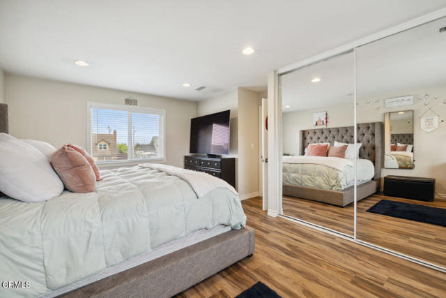 Detail Gallery Image 16 of 29 For 1519 Lyndhurst Ave, Camarillo,  CA 93010 - 4 Beds | 2 Baths