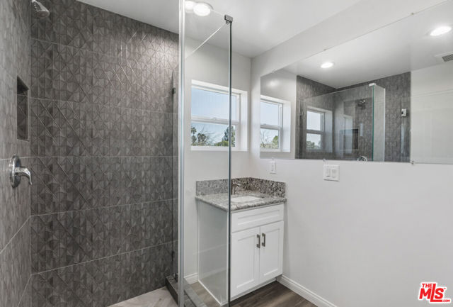7313 Kentland Avenue, West Hills CA: https://media.crmls.org/mediaz/604be4b5-6703-4a1c-8c96-70dcc279a483.jpg
