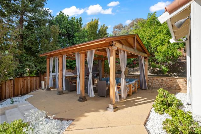 325 Britto Terrace, Fremont CA: https://media.crmls.org/mediaz/604d4ad7-ba7a-45ad-a94a-6246f0d55d99.jpg