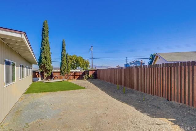 Image 47 of 50 For 307 Kingswood Street