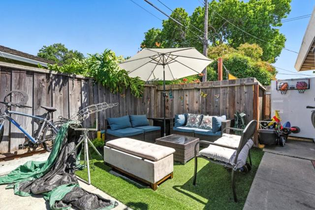 2475 Karen Drive, Santa Clara CA: https://media.crmls.org/mediaz/60513b80-d17e-4bff-8189-b4a6877374e4.jpg