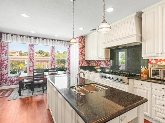10794 Spur Point Court, San Diego CA: https://media.crmls.org/mediaz/6051c829-1179-4fcd-a2d2-250d693aae76.jpg