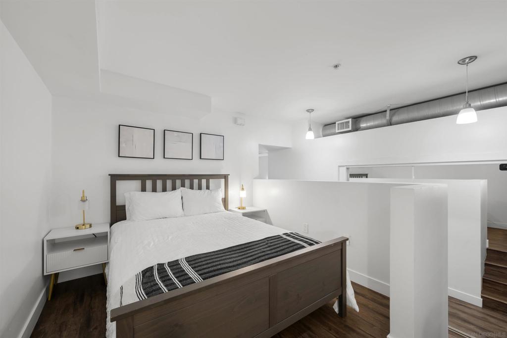 889 Date St. - photo 16