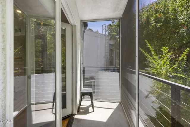 Detail Gallery Image 41 of 47 For 3551 Dixie Canyon Pl, Los Angeles,  CA 91423 - 4 Beds | 3/1 Baths