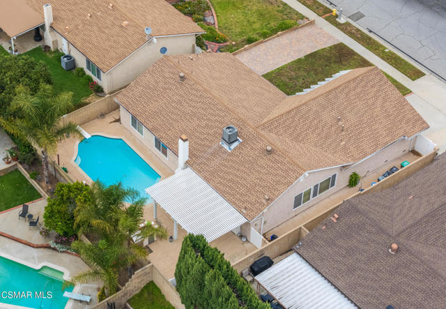 2705 N Broadmoor Avenue, Simi Valley CA: https://media.crmls.org/mediaz/6053f9ec-cde8-4d9c-87a1-68e61bf3578b.jpg