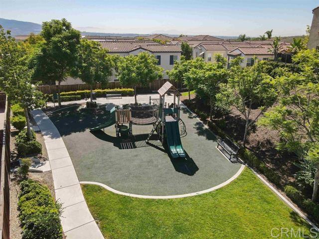 Image 17 of 20 For 2234 Capistrano Way  23