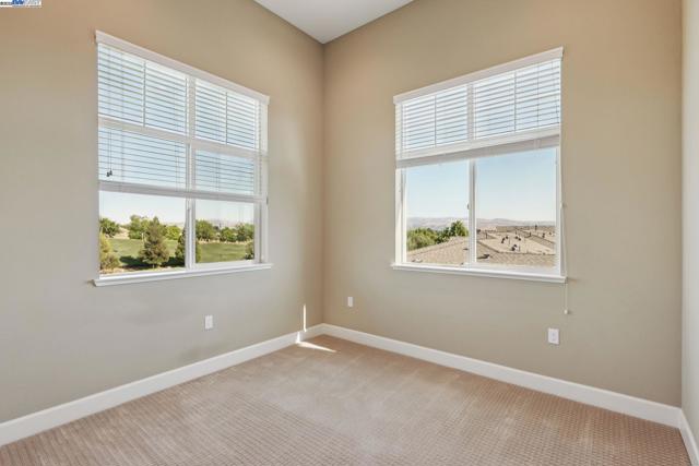 389 Basswood Cmn, Livermore CA: https://media.crmls.org/mediaz/6055b55f-32cc-4e59-8886-1a91a09486f5.jpg