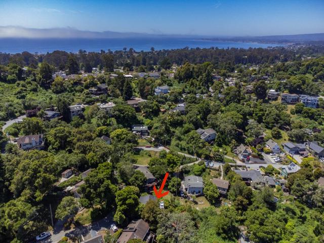 609 Encino Drive, Aptos CA: https://media.crmls.org/mediaz/6057f0fa-9734-4344-8d8a-d9358e073d77.jpg