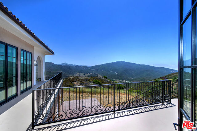 Drew Fenton | 33182 Mulholland Highway Malibu CA | MLS: 7250420