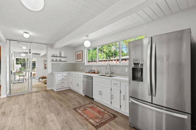 969 Eichler Drive, Mountain View CA: https://media.crmls.org/mediaz/6059b168-0ffd-4dac-bca0-7be28cdf2293.jpg