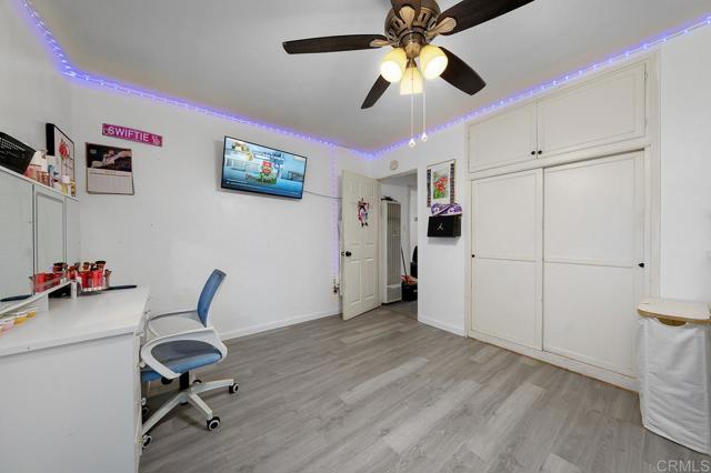 Detail Gallery Image 8 of 33 For 649 W Washington Ave, El Cajon,  CA 92020 - 2 Beds | 1 Baths