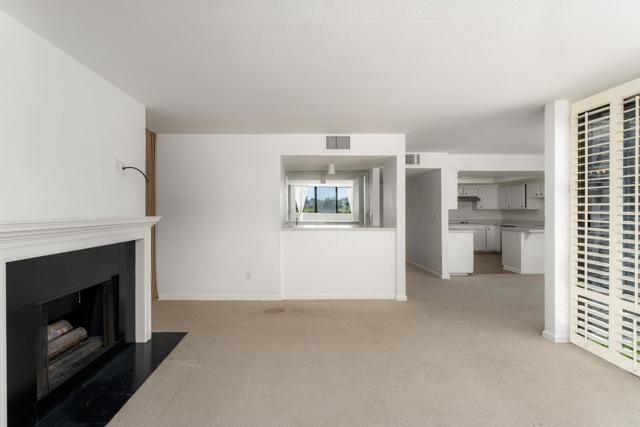 Detail Gallery Image 11 of 35 For 2420 Torrey Pines Rd #B303,  La Jolla,  CA 92037 - 2 Beds | 2 Baths