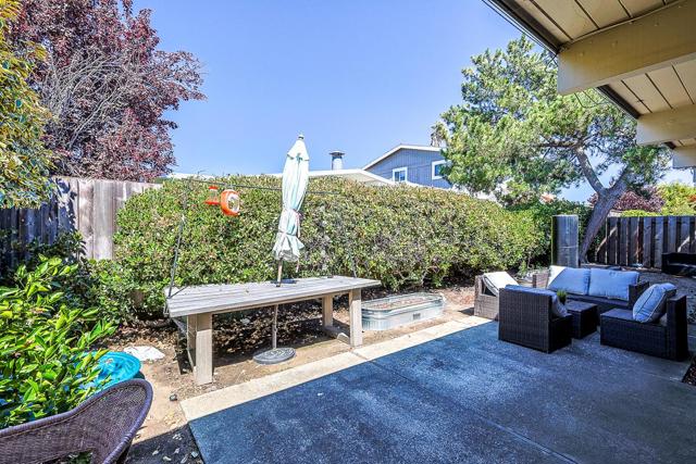 275 Puffin Court, Foster City CA: https://media.crmls.org/mediaz/605a01ff-4616-4ca7-b50e-28a49c92fac7.jpg