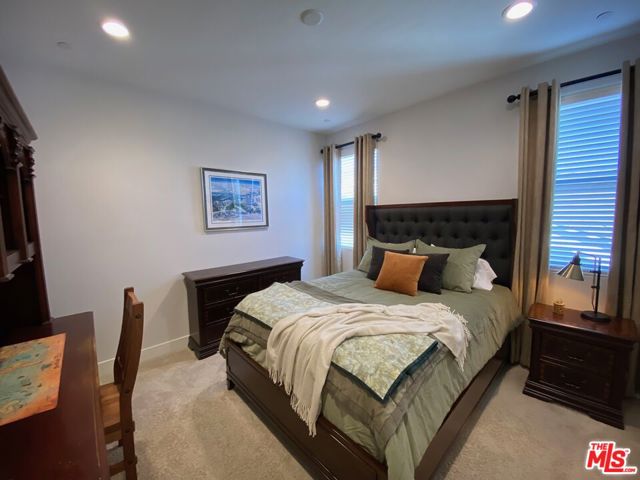 18648 Juniper Springs Drive, Canyon Country CA: https://media.crmls.org/mediaz/605a3bd4-7d65-4d8c-9398-624f1f0d7213.jpg