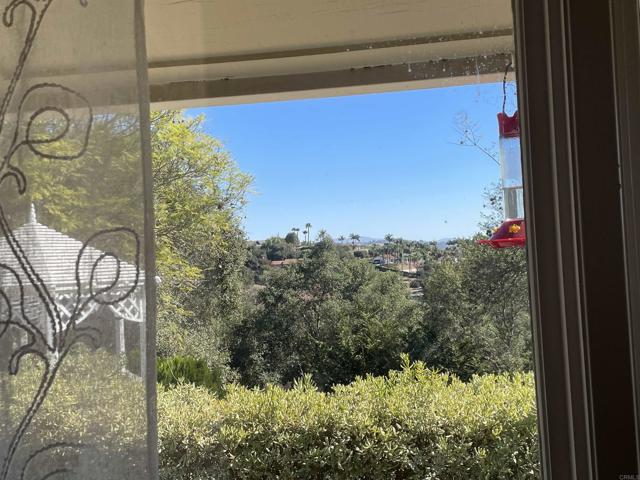 Image 6 of 52 For 3637 La Canada Road