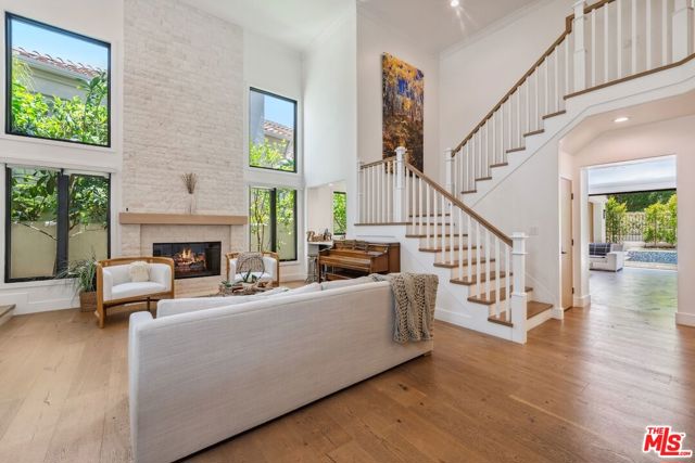 23180 Park Blanco, Calabasas CA: https://media.crmls.org/mediaz/605c1d7f-294d-4484-bfdd-71a21a562b12.jpg