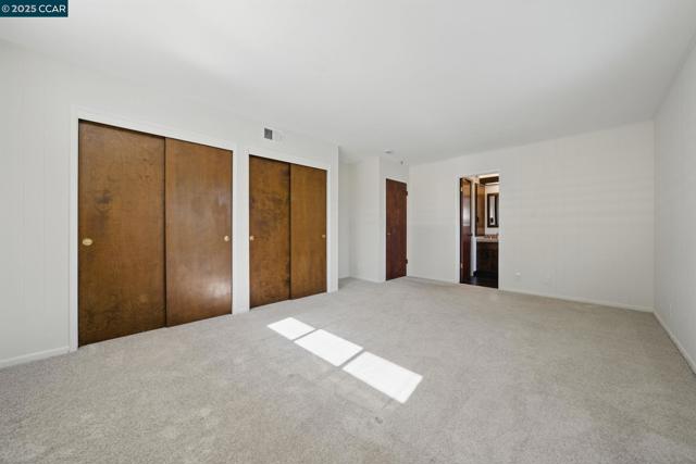 3938 Los Arabis Dr, Lafayette CA: https://media.crmls.org/mediaz/605ca9ae-b896-458c-9caf-08a9718bf365.jpg
