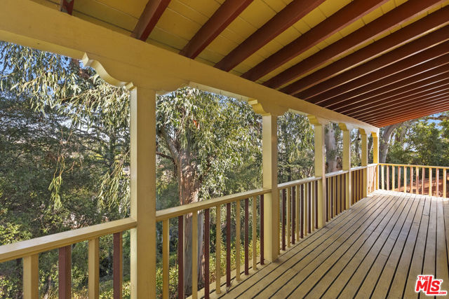 Drew Fenton | 334 N Carmelina Avenue Los Angeles CA | MLS: 7014320