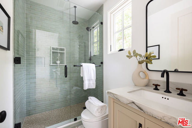 8363 Stewart Avenue, Los Angeles CA: https://media.crmls.org/mediaz/605da913-bc89-40b1-9a31-444991a103c8.jpg