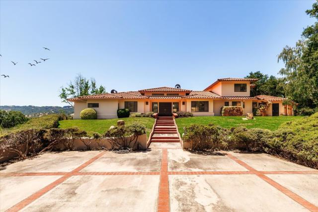 9400 Corriente Road, Atascadero CA: https://media.crmls.org/mediaz/605db964-68cc-4609-8b30-fde6962f0235.jpg