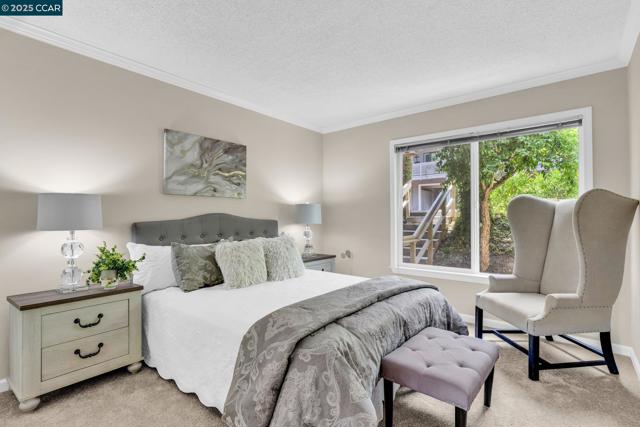 1200 Canyonwood Ct, Walnut Creek CA: https://media.crmls.org/mediaz/605f348a-2623-4d7e-9c1c-1ca37748ec60.jpg