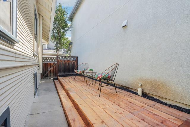 774 S 12th St, San Jose CA: https://media.crmls.org/mediaz/60600377-a4f3-4137-aaa9-a191cc36679e.jpg