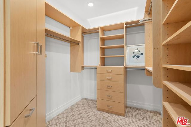 11847 Gorham Avenue, Los Angeles CA: https://media.crmls.org/mediaz/6061009b-f891-4e1c-bc89-c0c23e709a1a.jpg