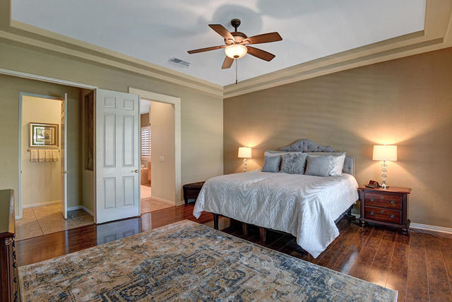 54 Camino Real, Rancho Mirage CA: https://media.crmls.org/mediaz/6061bd16-30ee-4ab5-ac9e-115e8e9ee10f.jpg