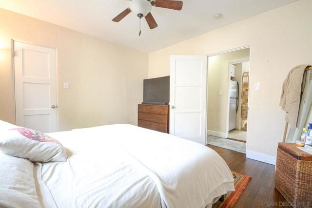 4445 50th St, San Diego CA: https://media.crmls.org/mediaz/6061d640-aa6a-4447-a4f6-c8385282b9e7.jpg