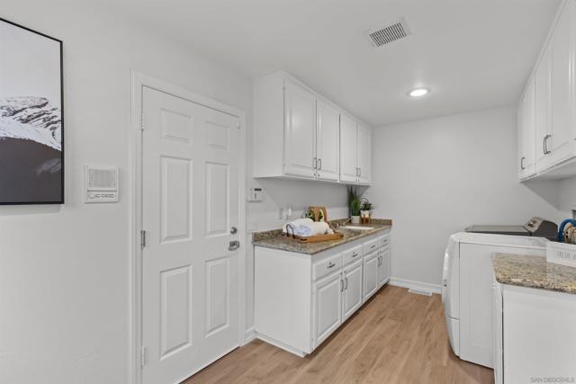 2610 Acuna Ct, Carlsbad CA: https://media.crmls.org/mediaz/6062335a-2f2c-4f8c-888d-8e07347ad1fc.jpg