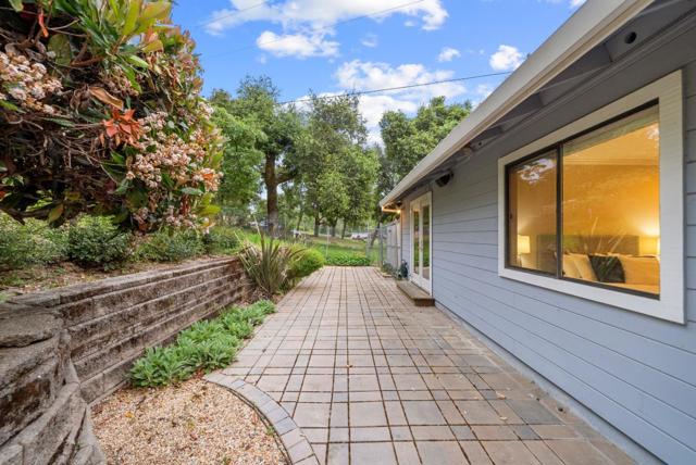 18301 Idylwild Road, Los Gatos CA: https://media.crmls.org/mediaz/6062fffc-3ab8-4cd0-9429-dbad48c0b4e8.jpg