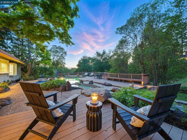 1804 Piedras Circle, Alamo CA: https://media.crmls.org/mediaz/6063aca8-dac9-4bba-b642-b6f78040b1be.jpg