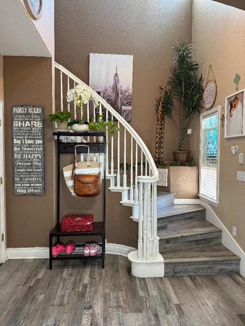 5593 Cedar Garden Court, San Jose CA: https://media.crmls.org/mediaz/60648e97-d506-40e4-a18a-49040baefbc1.jpg