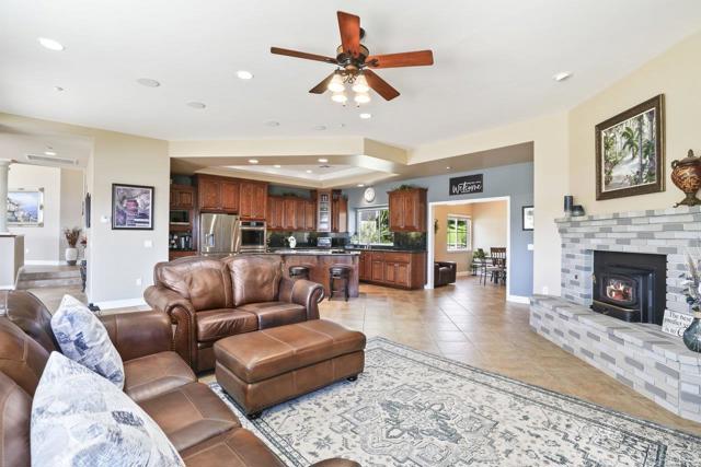 Detail Gallery Image 16 of 68 For 334 Old Stagecoach Run, Alpine,  CA 91901 - 4 Beds | 3/1 Baths