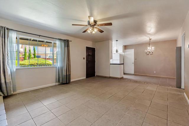 263 Maple Street, Hollister CA: https://media.crmls.org/mediaz/6065cd65-5cb3-4ac1-9ad5-21d32795337e.jpg