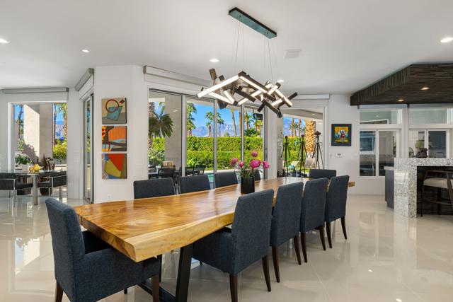 14 Stephen Terrace, Rancho Mirage CA: https://media.crmls.org/mediaz/60684e94-08f1-4321-802e-aa2fe8cb0500.jpg